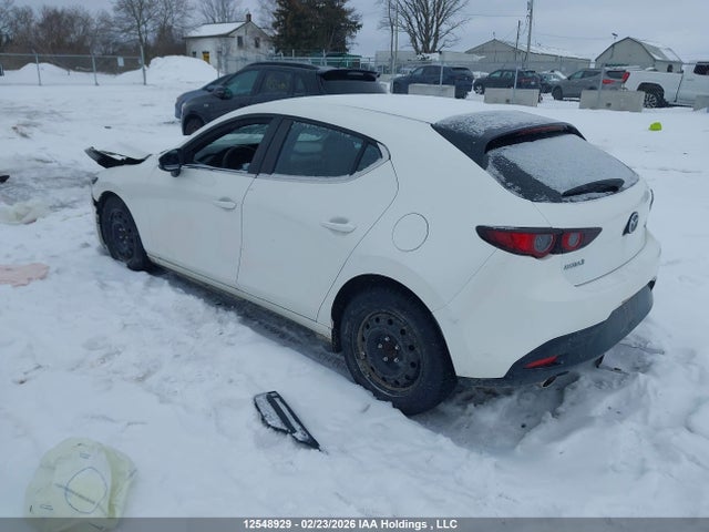JM1BPAK71L1163274 Mazda Mazda3 Gx