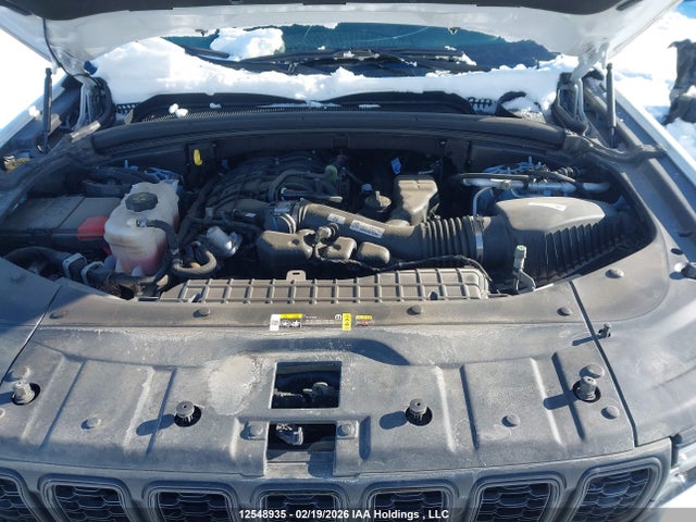 1C4RJHAGXRC185233 Jeep Grand Cherokee Laredo/altitude