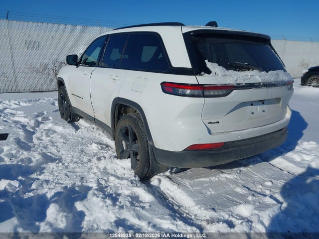 1C4RJHAGXRC185233 Jeep Grand Cherokee Laredo/altitude
