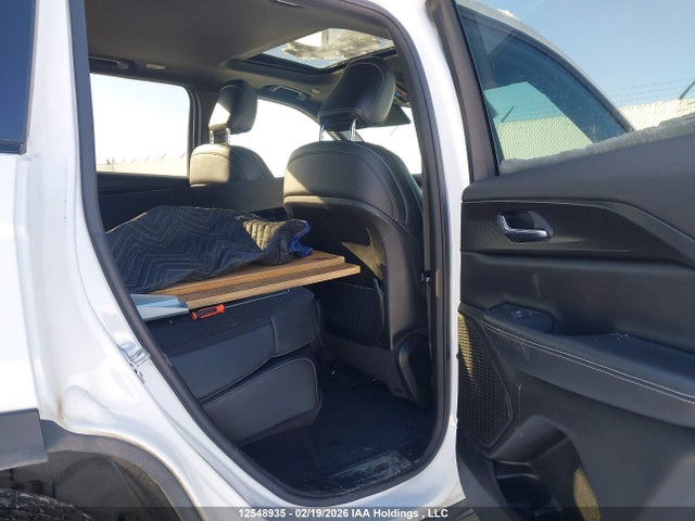 1C4RJHAGXRC185233 Jeep Grand Cherokee Laredo/altitude