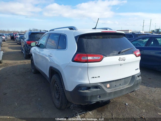 Продажа на аукционе авто 2015 Jeep Cherokee North, vin: 1C4PJMCS3FW776032, номер лота: 12548954