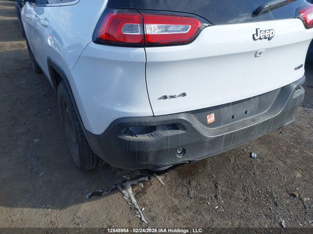 Продажа на аукционе авто 2015 Jeep Cherokee North, vin: 1C4PJMCS3FW776032, номер лота: 12548954