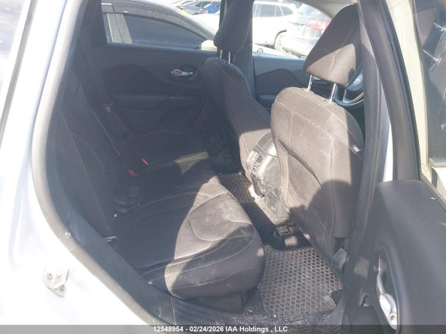 Продажа на аукционе авто 2015 Jeep Cherokee North, vin: 1C4PJMCS3FW776032, номер лота: 12548954