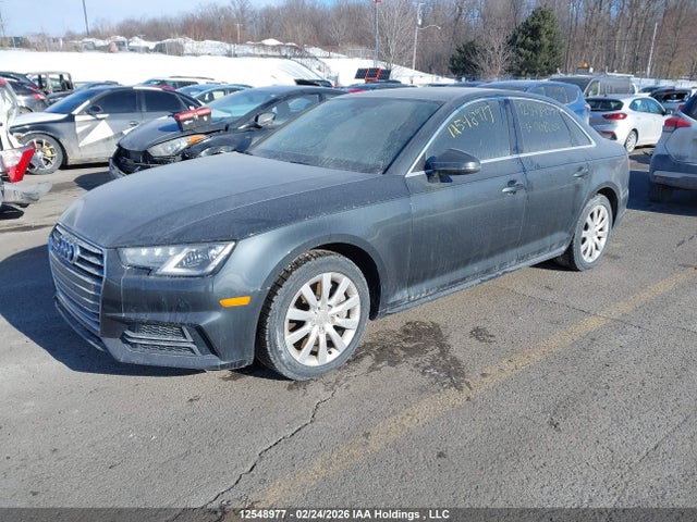 WAUANAF49JN008203 Audi A4