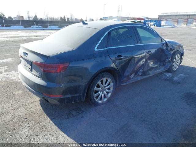 WAUANAF49JN008203 Audi A4