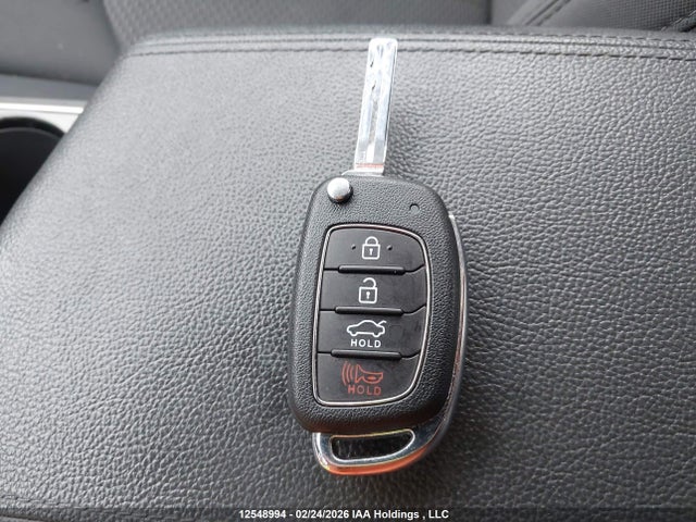 5NPE24AF9KH818228 Hyundai Sonata Essential