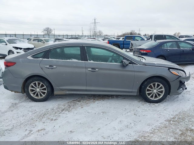 5NPE24AF9KH818228 Hyundai Sonata Essential
