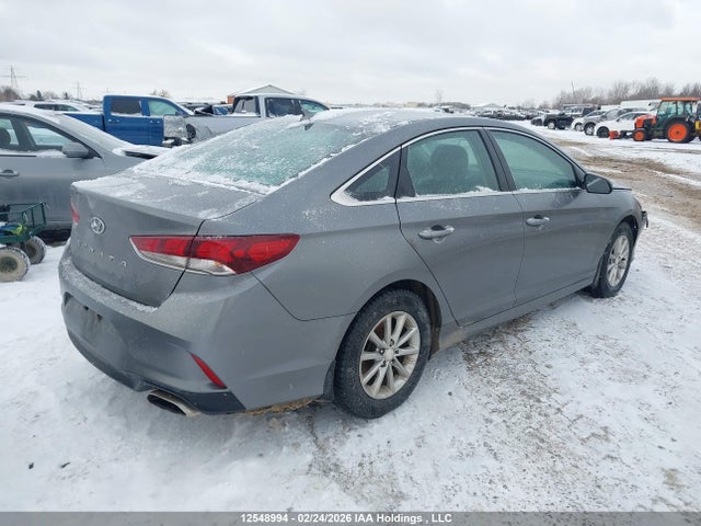 5NPE24AF9KH818228 Hyundai Sonata Essential