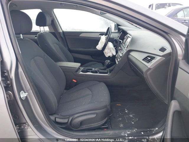 5NPE24AF9KH818228 Hyundai Sonata Essential