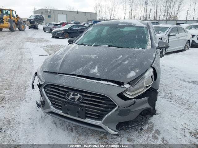 5NPE24AF9KH818228 Hyundai Sonata Essential