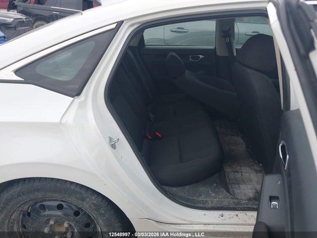 2HGFE2F21NH108132 Honda Civic Lx