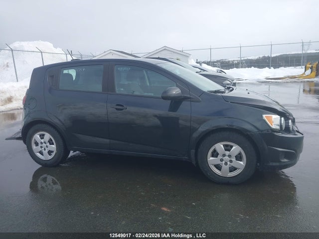 1G1JA6SH0F4115036 Chevrolet SONIC LS