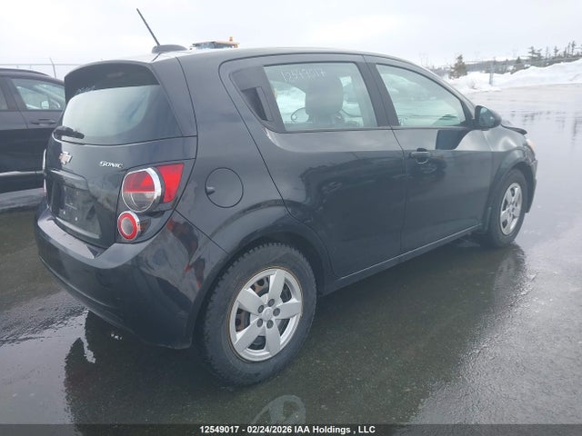 1G1JA6SH0F4115036 Chevrolet SONIC LS