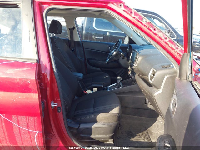 KMHRC8A30MU075569 Hyundai Venue Sel/denim