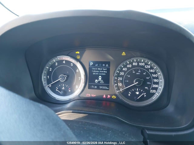 KMHRC8A30MU075569 Hyundai Venue Sel/denim