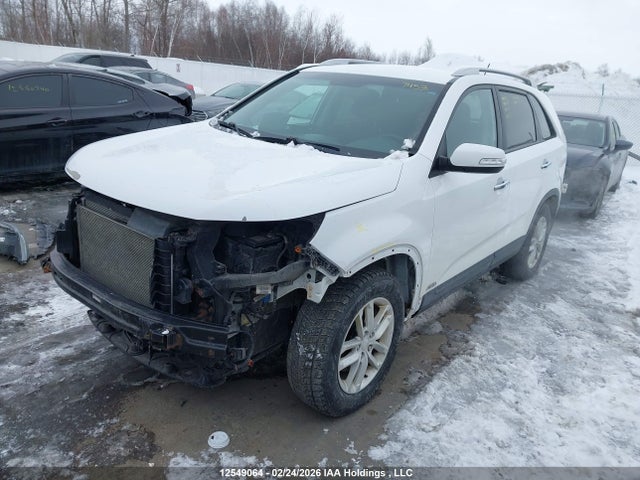 5XYKTDA7XFG555303 KIA SORENTO LX