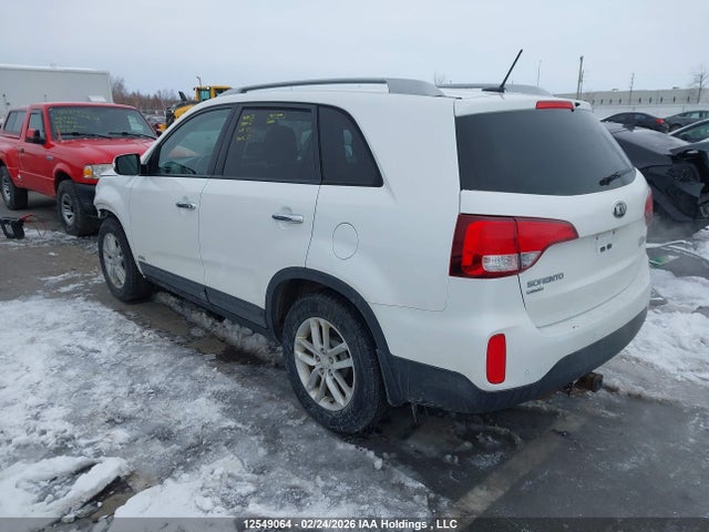5XYKTDA7XFG555303 KIA SORENTO LX