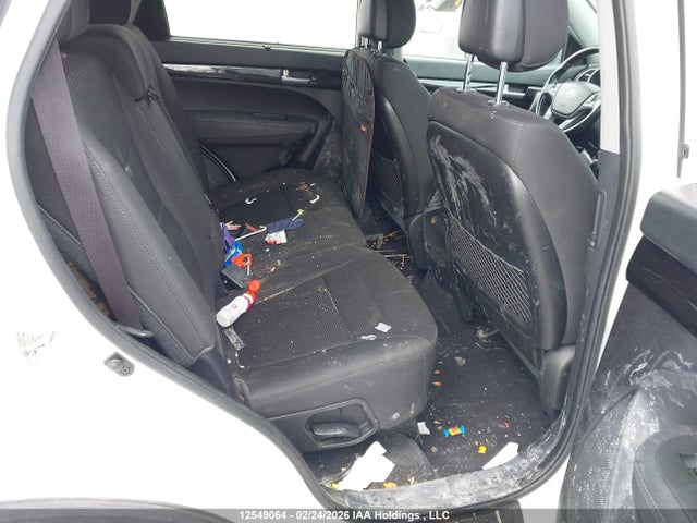5XYKTDA7XFG555303 KIA SORENTO LX