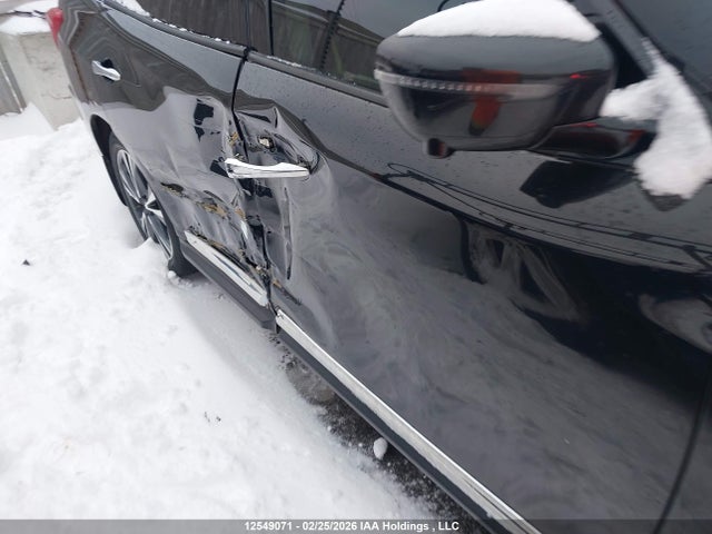 Продажа на аукционе авто 2017 Nissan Pathfinder Platinum/s/sl/sv, vin: 5N1DR2MM2HC907905, номер лота: 12549071