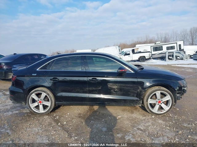 12549076 :رقم المزاد ، WAUB8GFF2H1035843 vin ، 2017 Audi A3 2.0t Komfort مزاد بيع