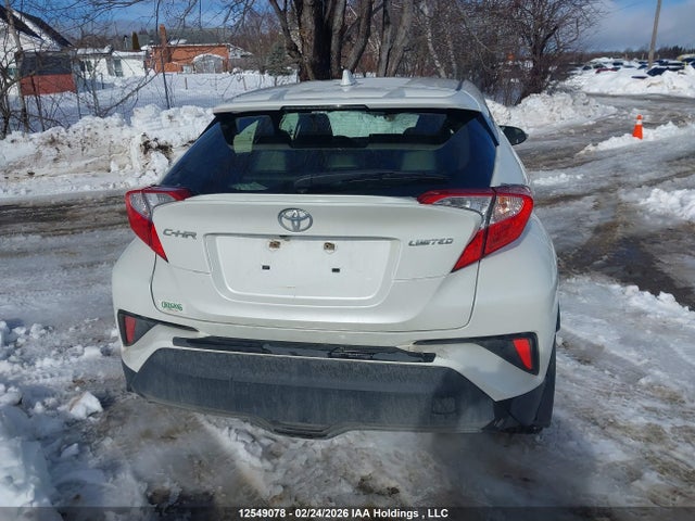 JTNKHMBXXK1033924 Toyota C-HR XLE