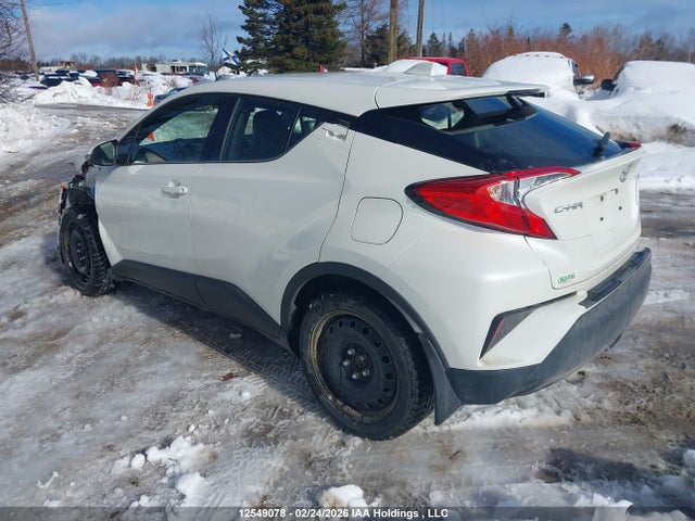 JTNKHMBXXK1033924 Toyota C-HR XLE
