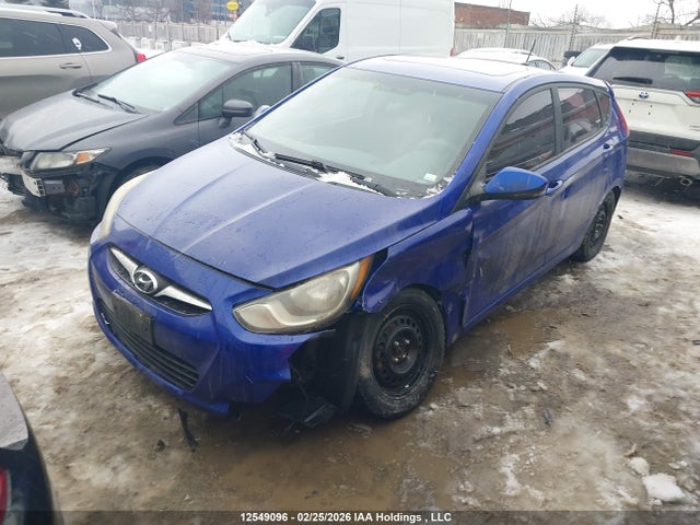 12549096 :رقم المزاد ، KMHCU5AE7CU009733 vin ، 2012 Hyundai Accent Gls مزاد بيع
