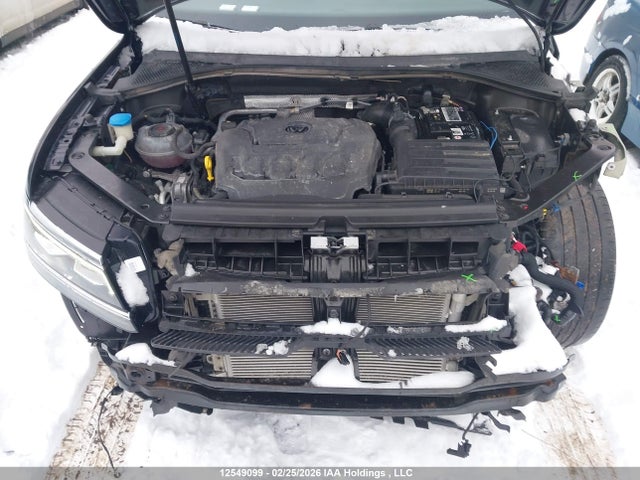 3VV4B7AX1KM125767 Volkswagen Tiguan Highline