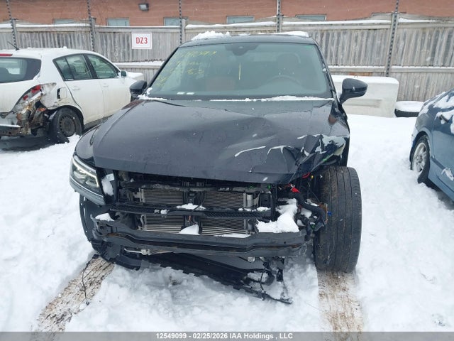 3VV4B7AX1KM125767 Volkswagen Tiguan Highline