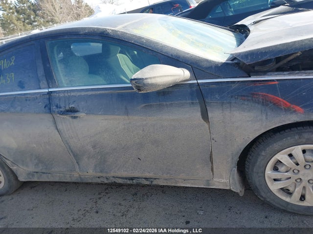 12549102 :رقم المزاد ، 5NPEB4AC0BH125439 vin ، 2011 Hyundai Sonata مزاد بيع