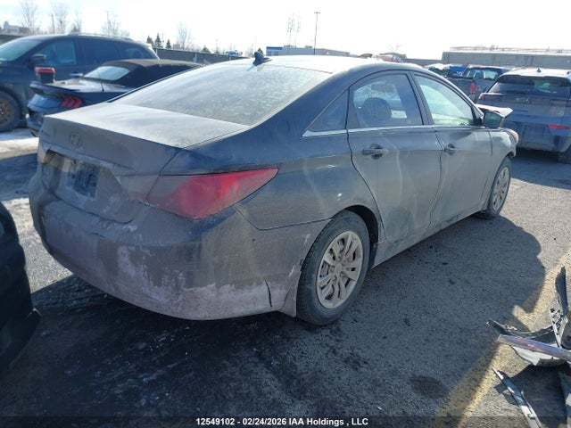 12549102 :رقم المزاد ، 5NPEB4AC0BH125439 vin ، 2011 Hyundai Sonata مزاد بيع