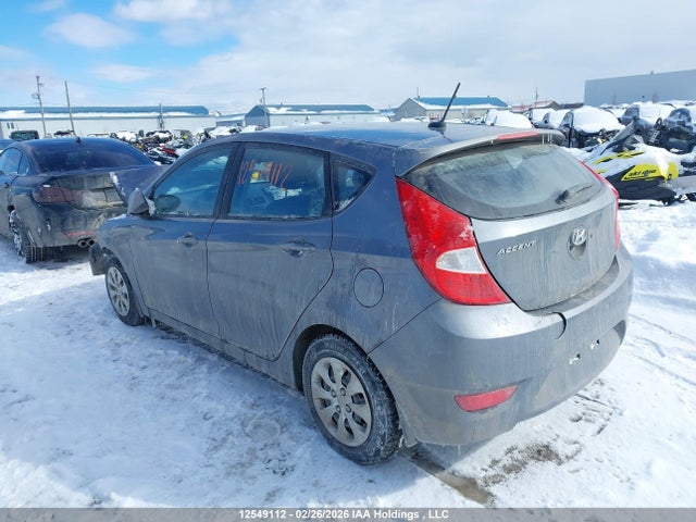 KMHCT5AE1GU262538 Hyundai ACCENT SE