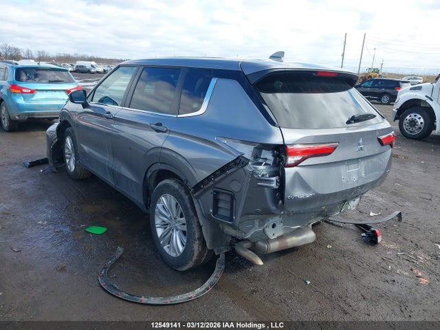 12549141 :رقم المزاد ، JA4J4TA86NZ618533 vin ، 2022 Mitsubishi Outlander Es مزاد بيع