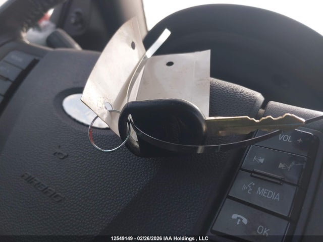 2008 Ford Focus Ses მანქანა იყიდება აუქციონზე, vin: 1FAHP33N48W118039, აუქციონის ნომერი: 12549149