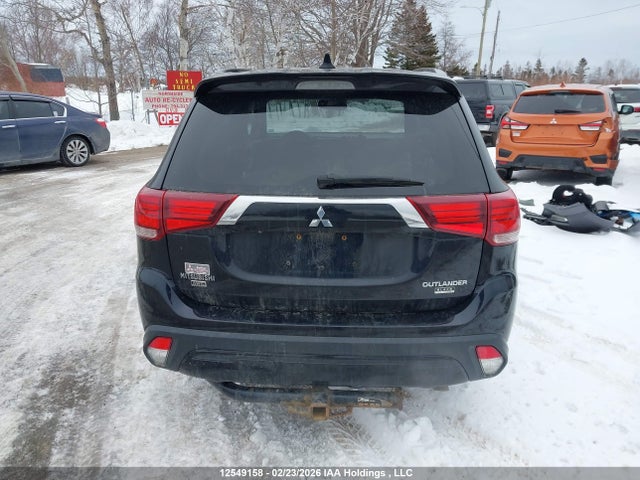 JA4JZ3AX8KZ605402 Mitsubishi Outlander Se/se Black Edition