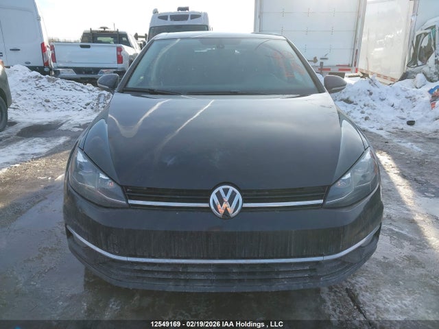 3VWB17AU8JM283341 Volkswagen GOLF S/SE