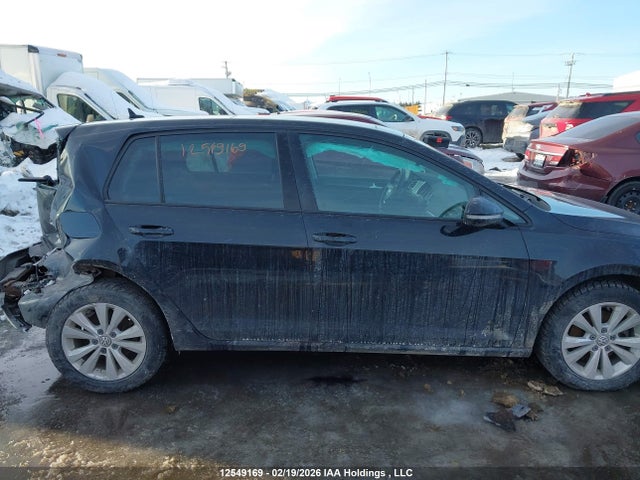 3VWB17AU8JM283341 Volkswagen GOLF S/SE