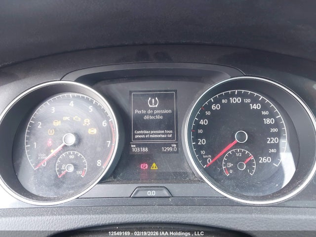 3VWB17AU8JM283341 Volkswagen GOLF S/SE