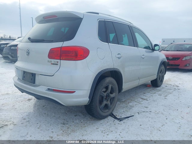 WVGLV7AX5HK035759 Volkswagen Tiguan Highline