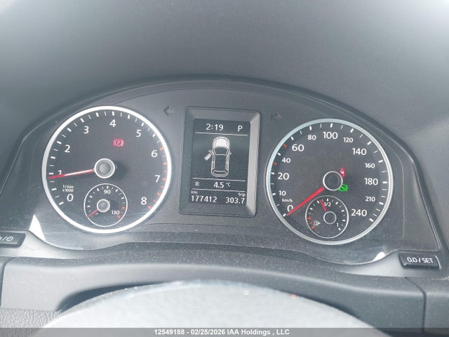 WVGLV7AX5HK035759 Volkswagen Tiguan Highline
