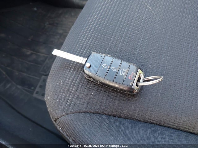5XYKT3A61FG661124 KIA Sorento
