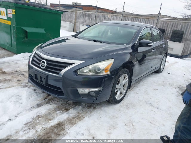 2014 Nissan Altima 2.5/2.5 S/2.5 Sl/2.5 Sv მანქანა იყიდება აუქციონზე, vin: 1N4AL3AP7EN360357, აუქციონის ნომერი: 12549217