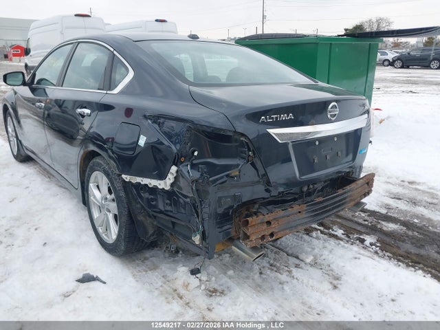 2014 Nissan Altima 2.5/2.5 S/2.5 Sl/2.5 Sv მანქანა იყიდება აუქციონზე, vin: 1N4AL3AP7EN360357, აუქციონის ნომერი: 12549217