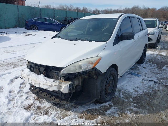 Mazda Mazda5 Gs 2014 JM1CW2CL0E0165258 Image 2