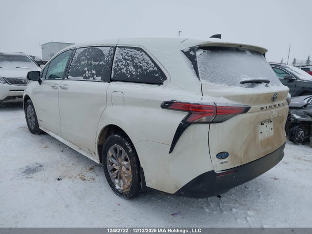 5TDGSKFC7MS018228 Toyota Sienna Xle 7-passenger