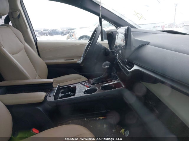 5TDGSKFC7MS018228 Toyota Sienna Xle 7-passenger
