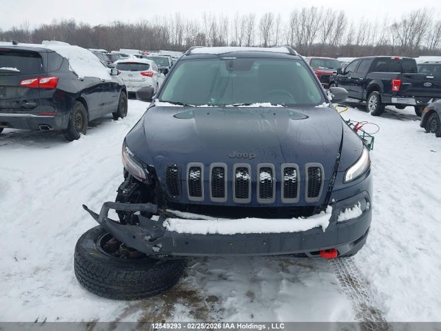 1C4PJMBBXFW646993 Jeep Cherokee Trailhawk