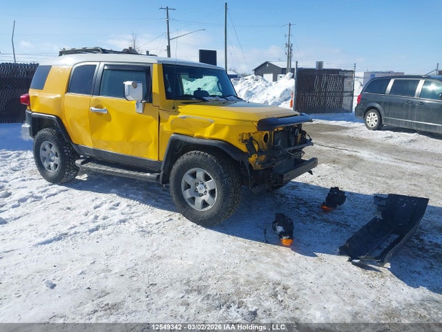 12549342 :رقم المزاد ، JTEBU11F570077815 vin ، 2007 Toyota Fj Cruiser مزاد بيع