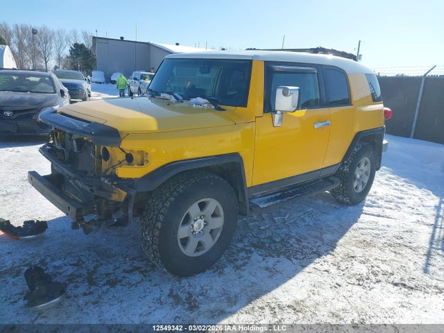 12549342 :رقم المزاد ، JTEBU11F570077815 vin ، 2007 Toyota Fj Cruiser مزاد بيع