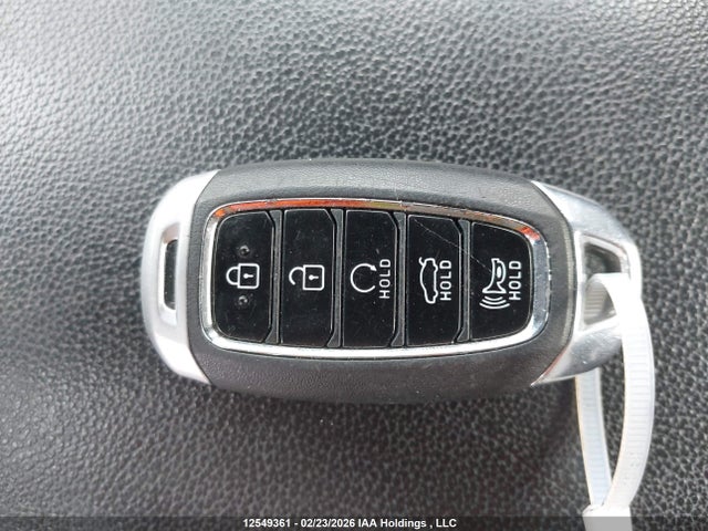 KMHLM4AG5PU543640 Hyundai Elantra Preferred Ivt